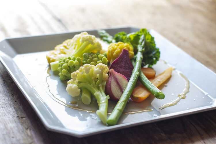 Steam vegetables with pure sesame oil